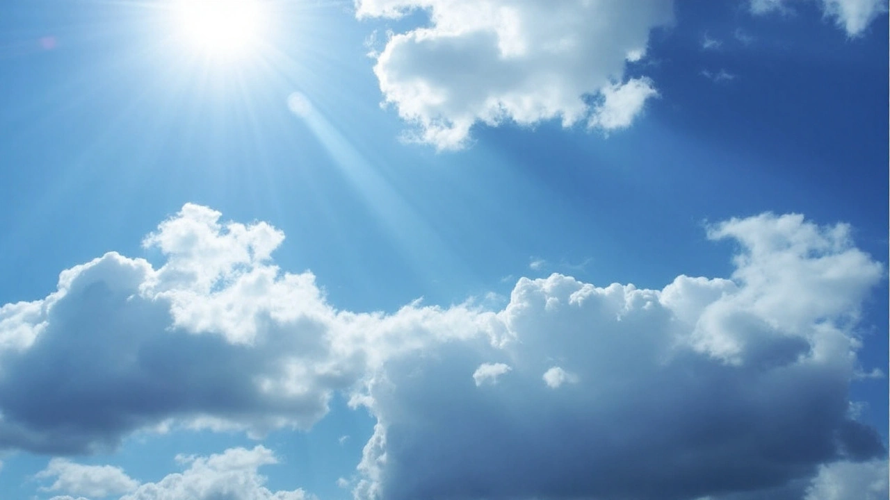Alerta por altas temperaturas y radiación UV extrema en Málaga: cómo protegerse